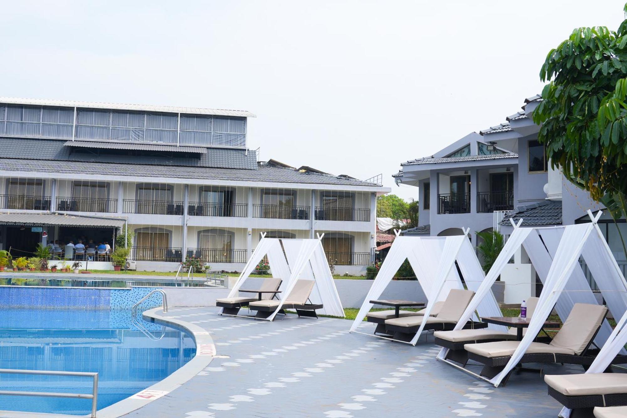 Regenta Baywatch Resort, Goa Benaulim Dış mekan fotoğraf