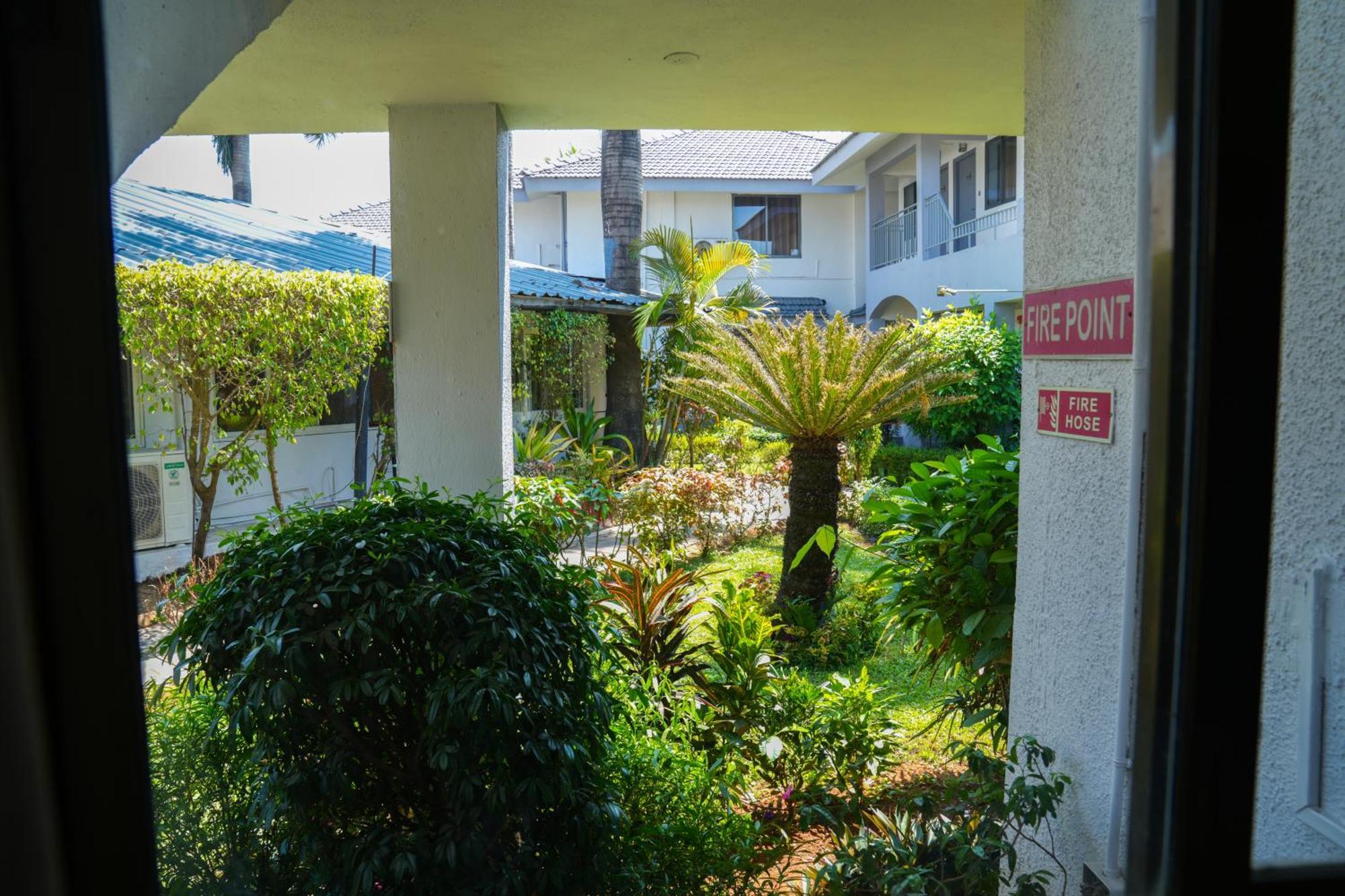 Regenta Baywatch Resort, Goa Benaulim Dış mekan fotoğraf
