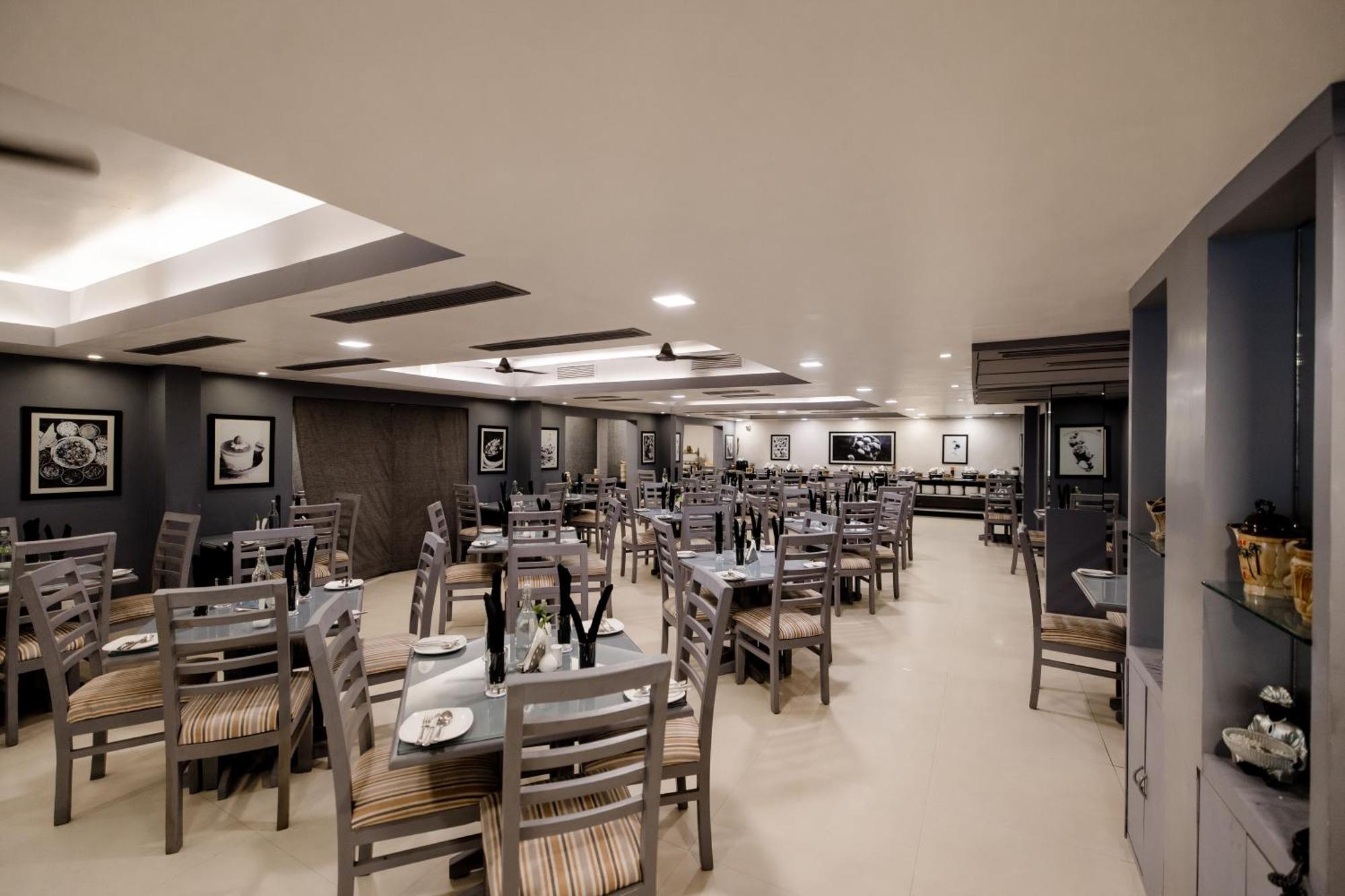 Regenta Baywatch Resort, Goa Benaulim Dış mekan fotoğraf